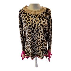Crown and Ivy Leopard sweater with Hot Pink Trim  size 1X NWT